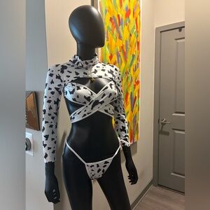 Stylish Black and White Women's Top